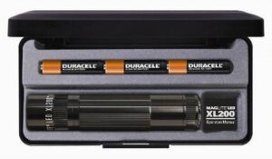 Фонарь MAGLITE LED XL200 3xAAA