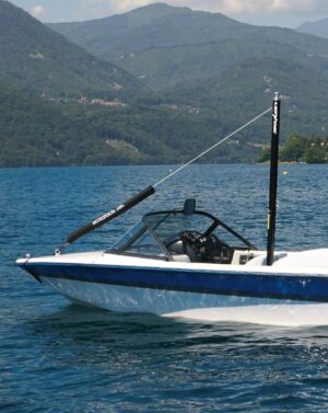 Стойка JOBE для крепления фала на катер Мод. FAT POLE — 2 PIECES