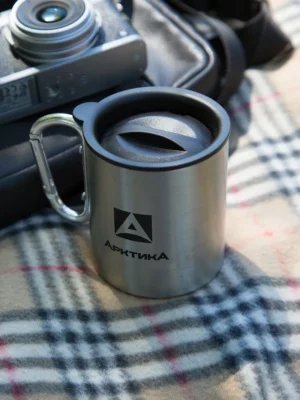 Кружка-термос ARCTICA с карабином